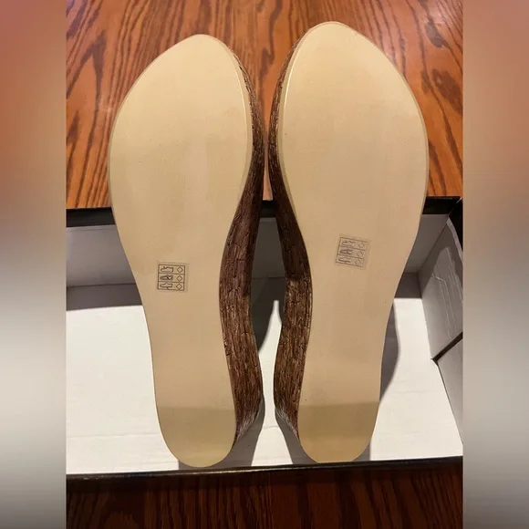 NIB Moda Tan/Cork Platform Sandals, Size 8 - Picture 6 of 6
